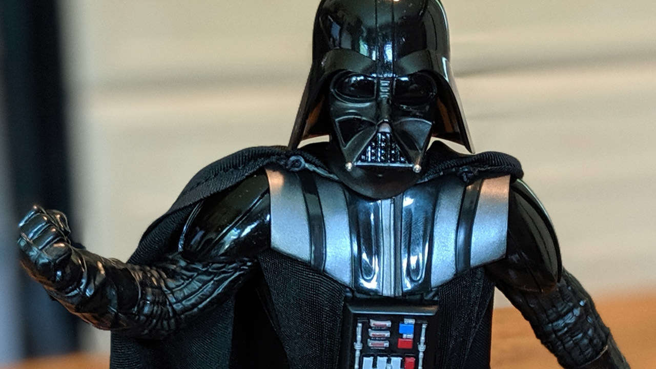 Can This Highly-Posable Darth Vader Figure Dab?